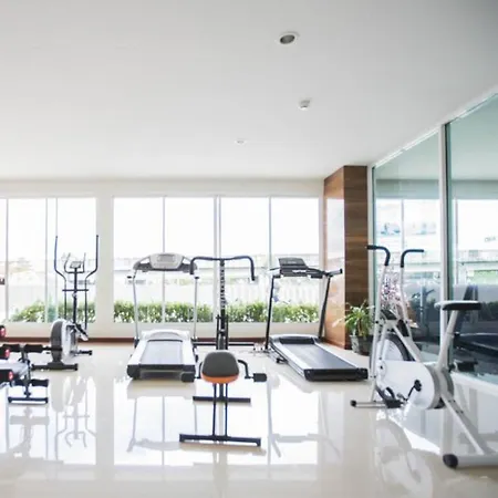 Bay Hotel Srinakarin