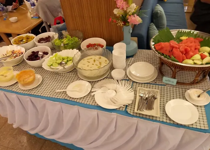 Bay Srinakarin 4*