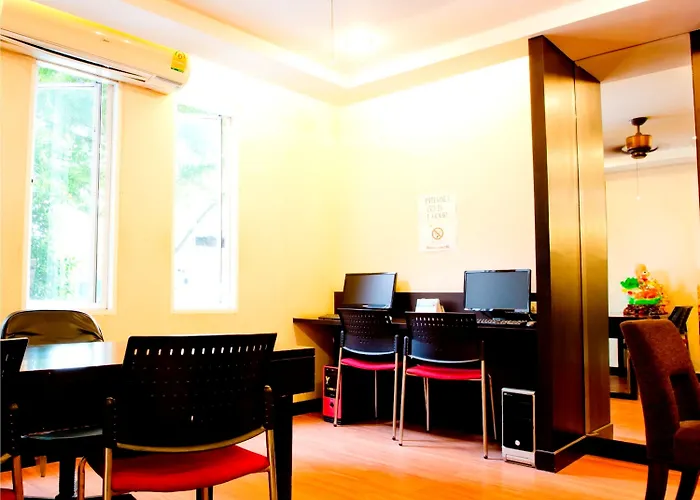 Hotel Bay Srinakarin Bangkok