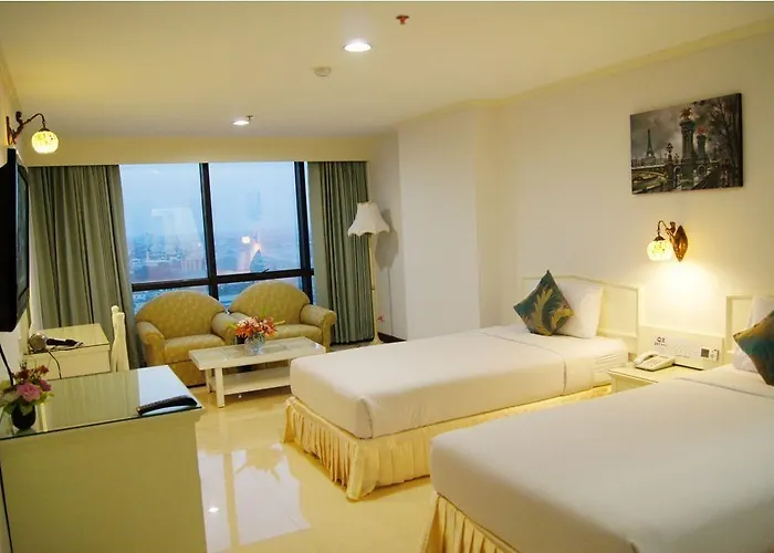 Hotel Bay Srinakarin 4*