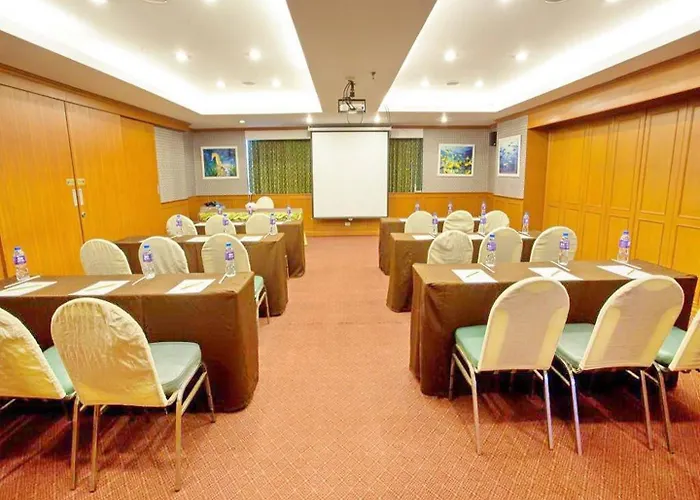 Bay Srinakarin Hotel Bangkok