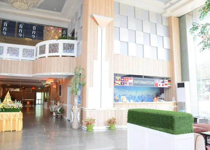 Hotel Bay Srinakarin 4*