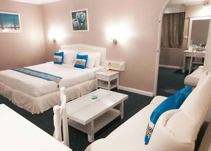 Hotel Bay Srinakarin 4*